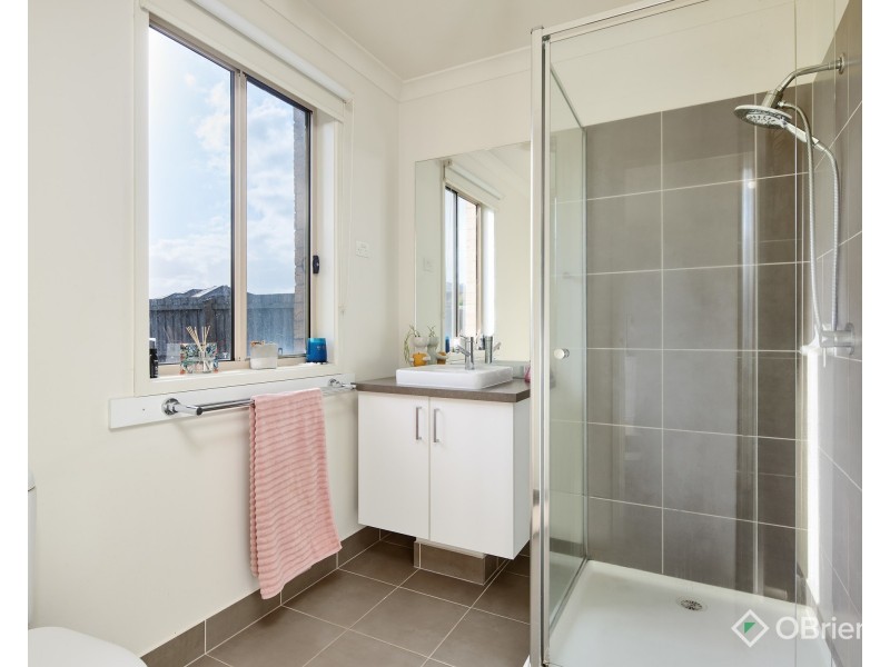 39 Summerhill Boulevard, Drouin VIC 3818