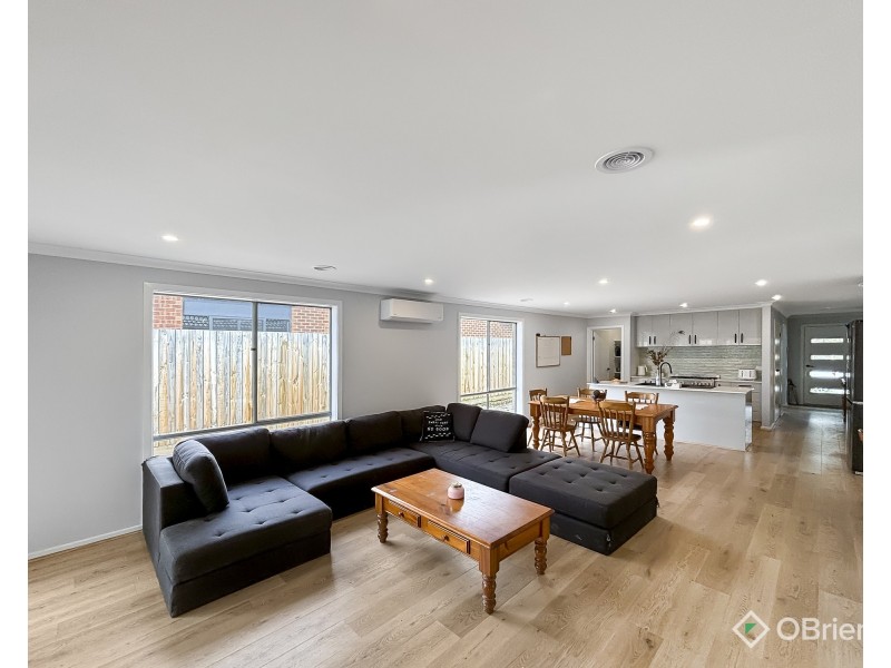 171 McGlone Road, Drouin VIC 3818
