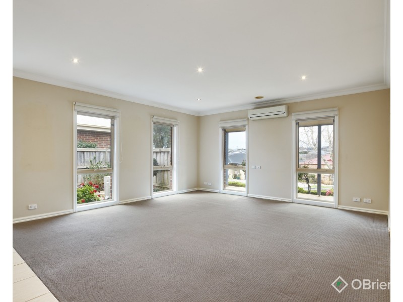 31 Grange Crescent, Warragul VIC 3820