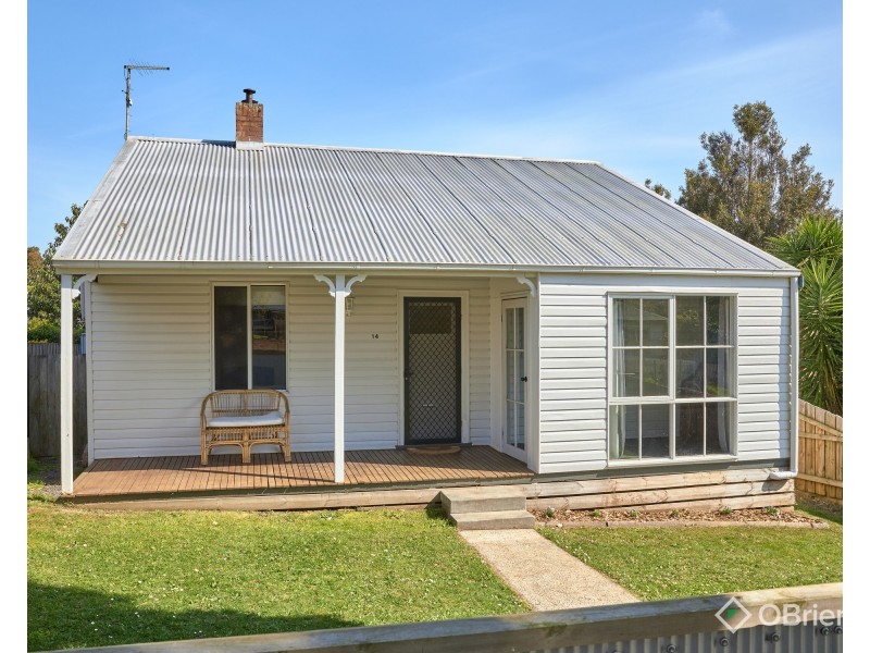 1/14 Church Street, Drouin VIC 3818