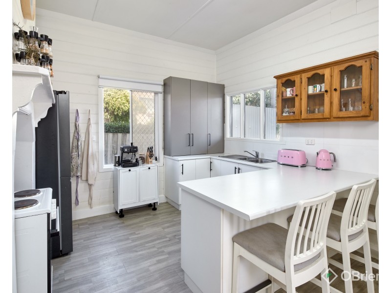 1/14 Church Street, Drouin VIC 3818