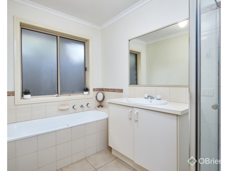 8 Birch Court, Warragul VIC 3820