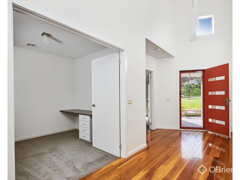 31 Willow Crescent, Warragul VIC 3820