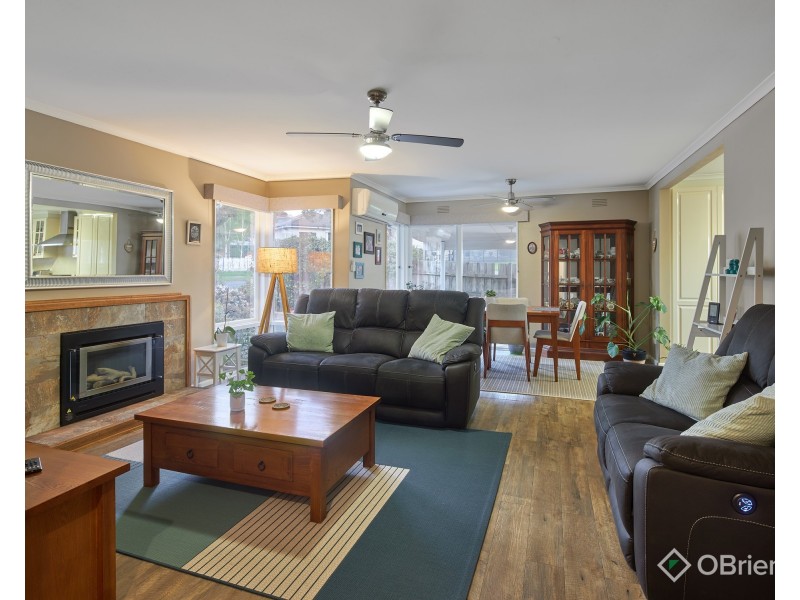 70 Church Street, Drouin VIC 3818
