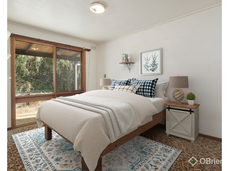 140 Lardners Track, Drouin East VIC 3818