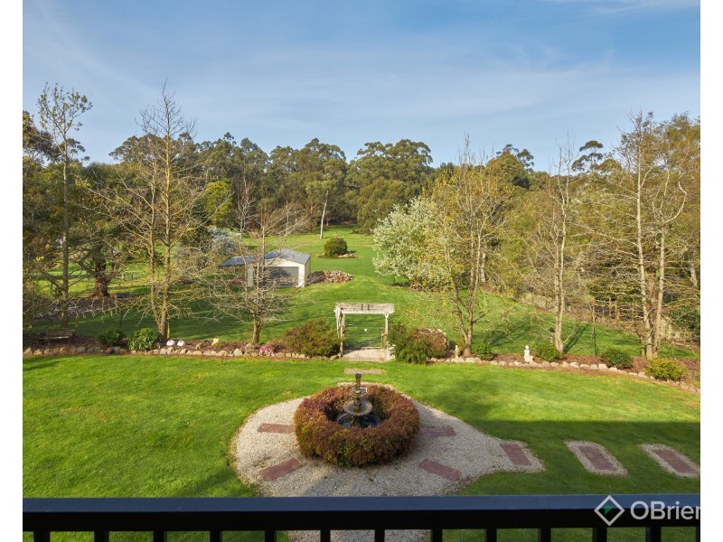 14 Millennium Court, Drouin VIC 3818