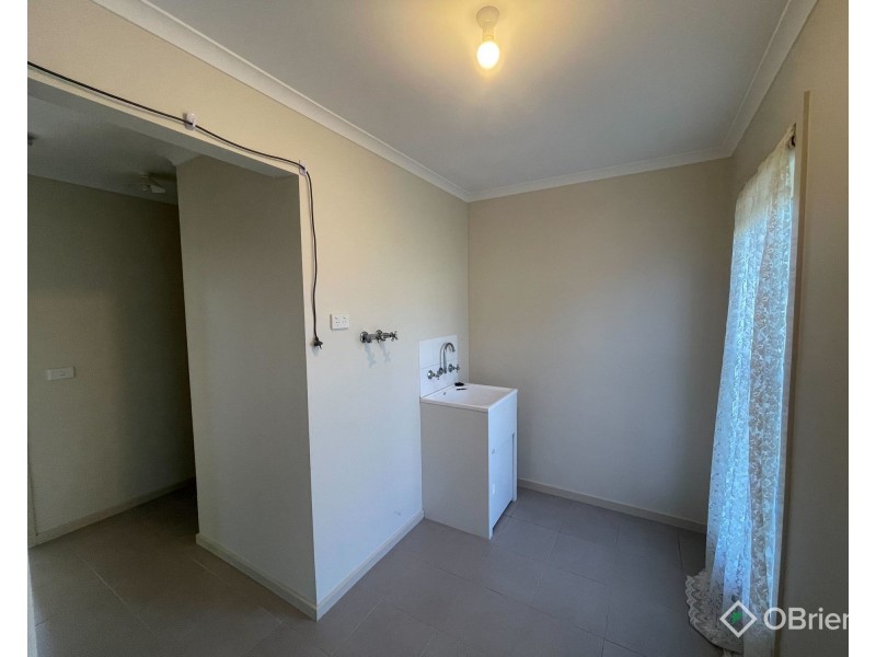 57 Walker Drive, Drouin VIC 3818