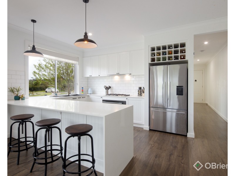 31 Streeton Drive, Warragul VIC 3820