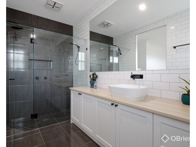 31 Streeton Drive, Warragul VIC 3820