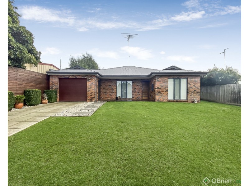 1 Kelton Avenue, Drouin VIC 3818