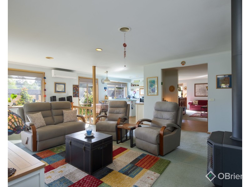 16 Ellen Close, Warragul VIC 3820