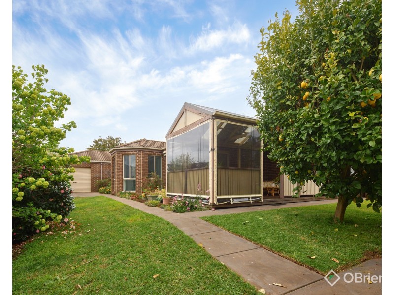 5 Summerhill Boulevard, Drouin VIC 3818