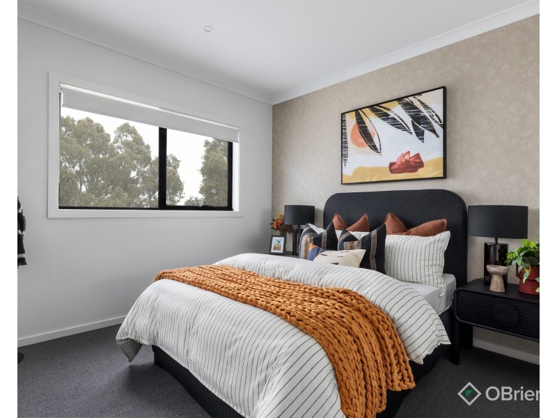 14 Illawarra Boulevard, Drouin VIC 3818