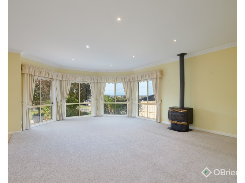 19 Bell Park Close, Warragul VIC 3820