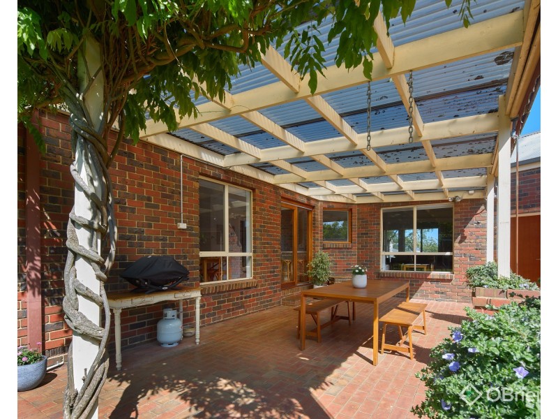 8 Cherrywood Place, Warragul VIC 3820