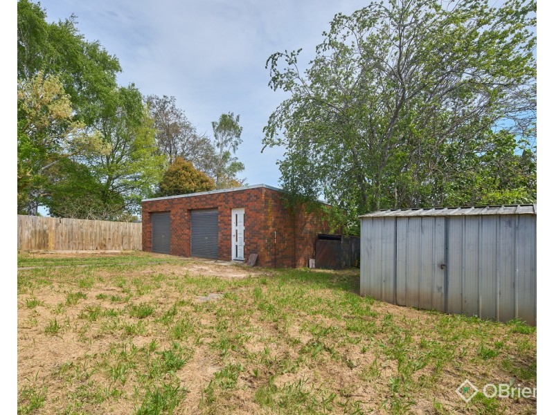 21 Moe Street, Drouin VIC 3818