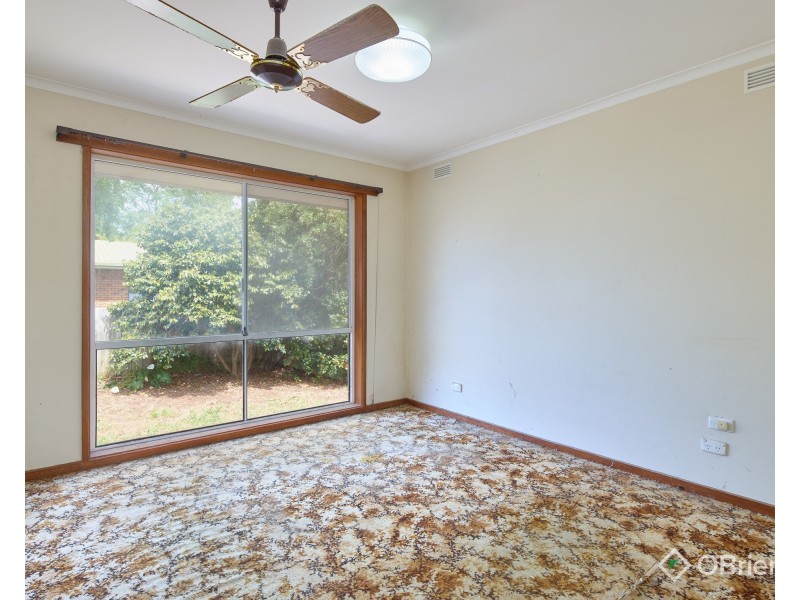 21 Moe Street, Drouin VIC 3818
