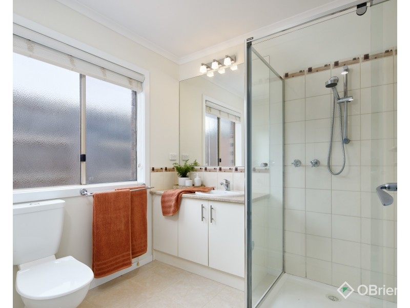 109 McNeilly Road, Drouin VIC 3818