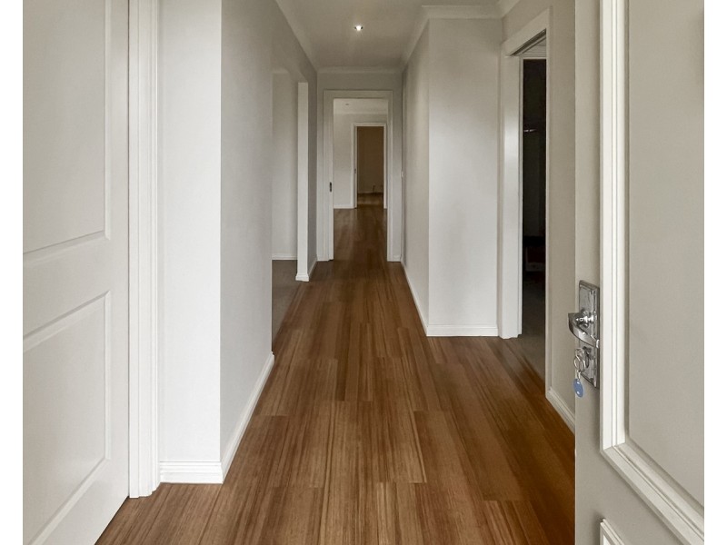 127 McNeilly Road, Drouin VIC 3818