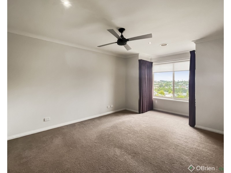 127 McNeilly Road, Drouin VIC 3818