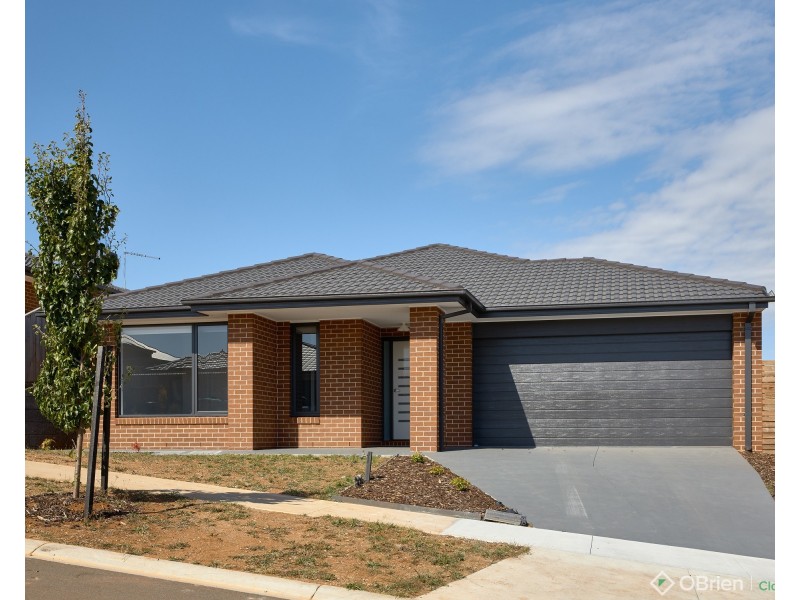 8 Plenty Drive, Warragul VIC 3820