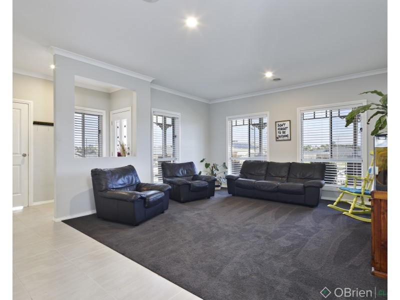 9 Highvale Rise, Warragul VIC 3820