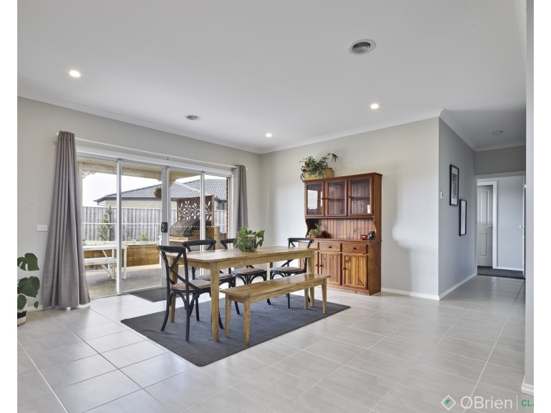 9 Highvale Rise, Warragul VIC 3820