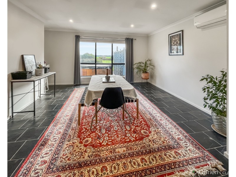 14 Contour Road, Trafalgar VIC 3824