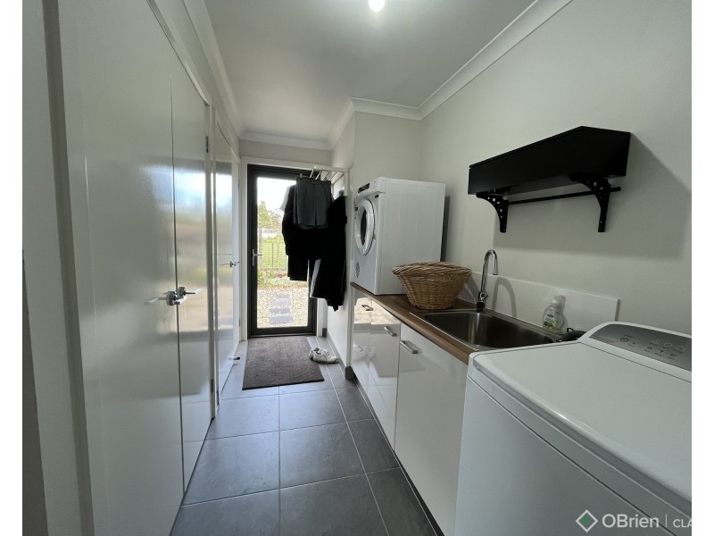 14 Contour Road, Trafalgar VIC 3824