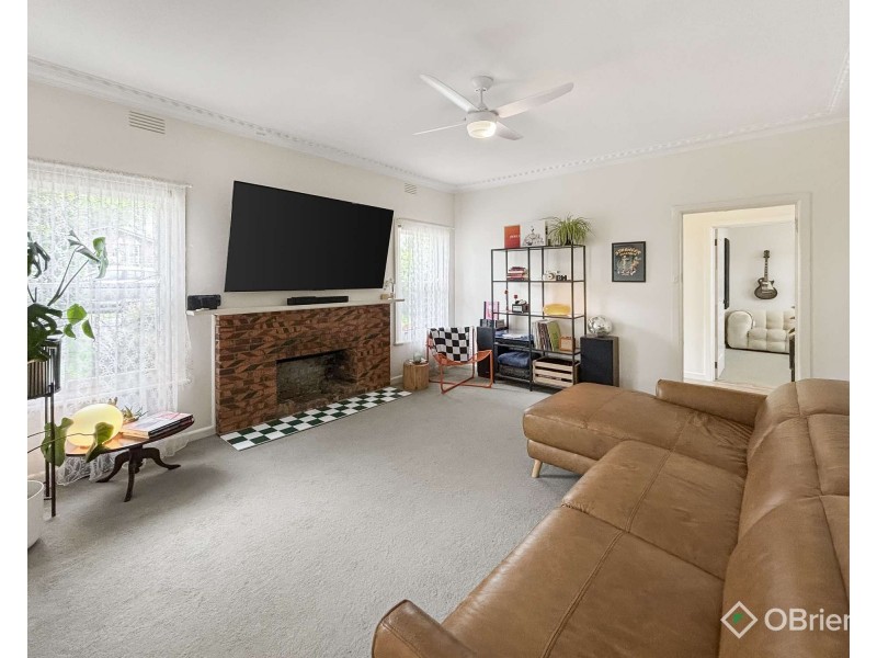 23 Young Street, Drouin VIC 3818