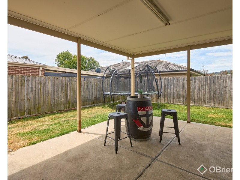 26 Poplar Close, Trafalgar VIC 3824
