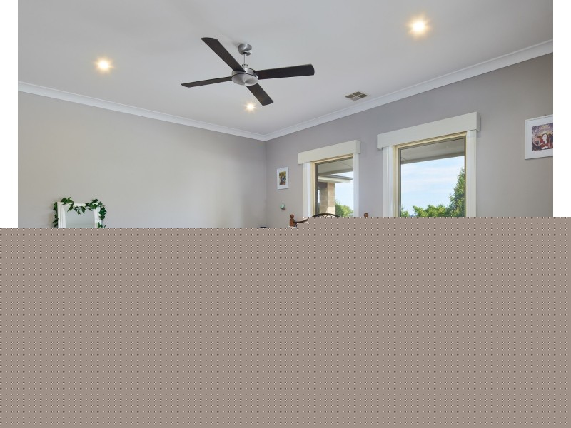 132 Hopetoun Road, Drouin VIC 3818