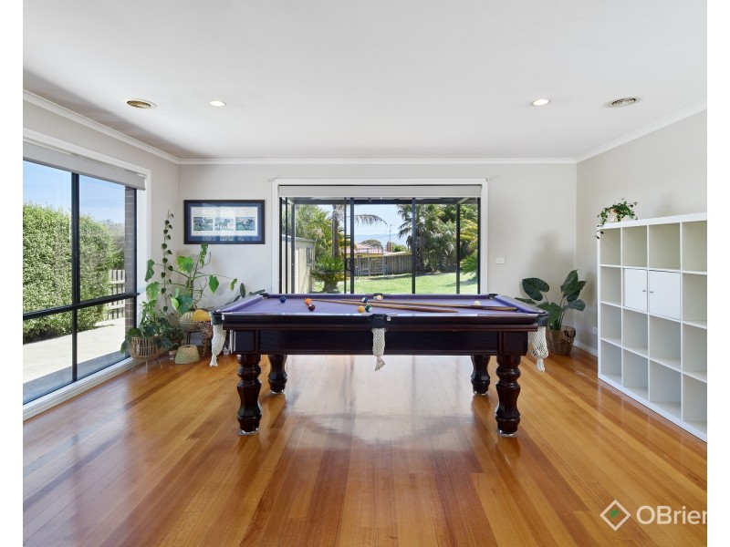 10 Leonis Court, Moe VIC 3825