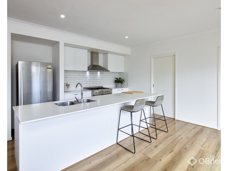 21 Boyd Avenue, Warragul VIC 3820