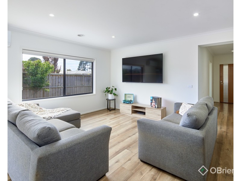 21 Boyd Avenue, Warragul VIC 3820