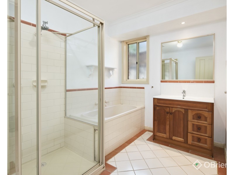 1/8 Toorak Avenue, Warragul VIC 3820