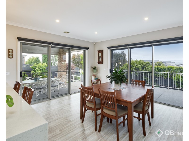 15 Bexley Boulevard, Drouin VIC 3818