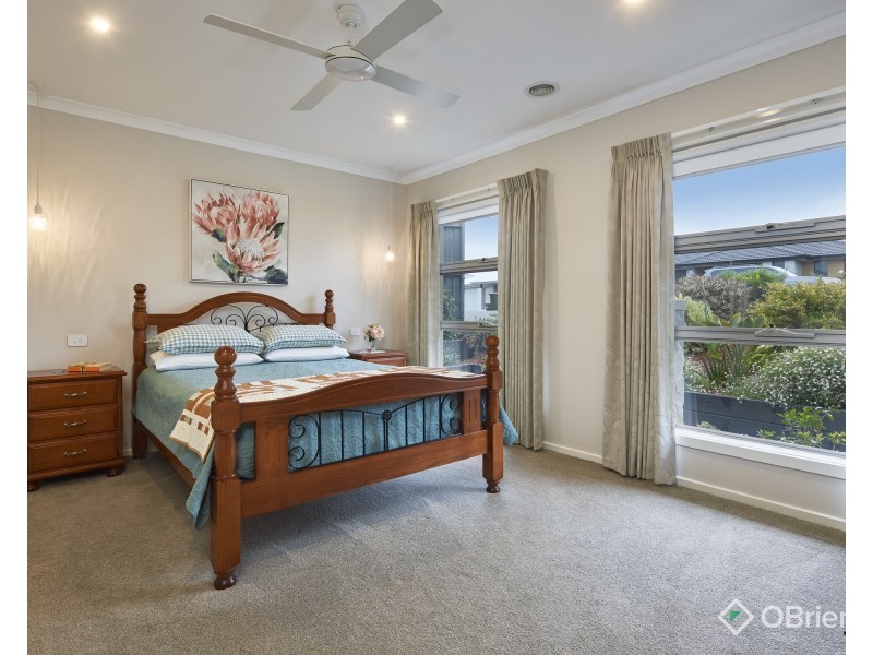 15 Bexley Boulevard, Drouin VIC 3818