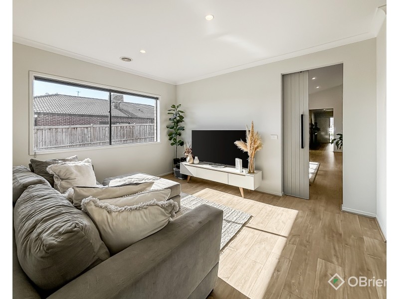 11 Downton Street, Warragul VIC 3820