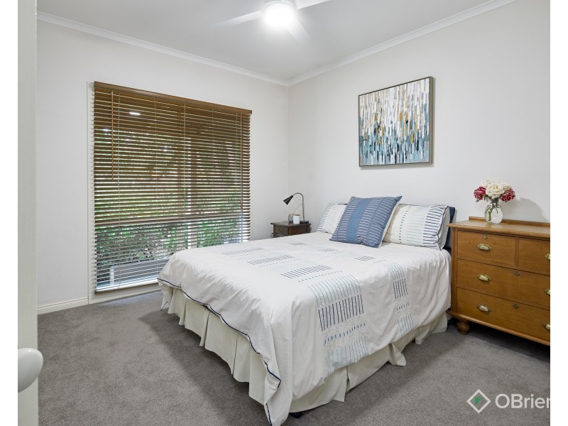 23 Robin Hood Way, Drouin VIC 3818