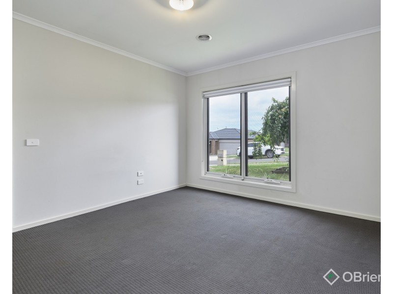 19 Sunnybrook Avenue, Warragul VIC 3820