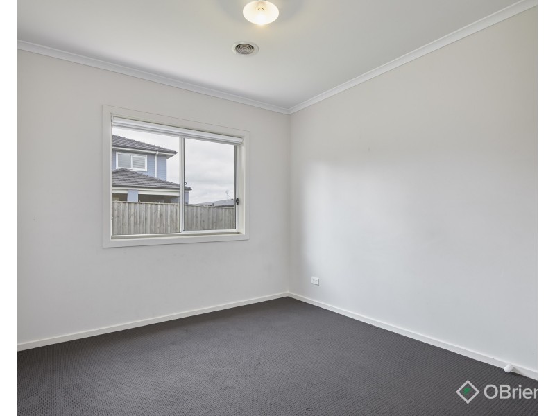 19 Sunnybrook Avenue, Warragul VIC 3820