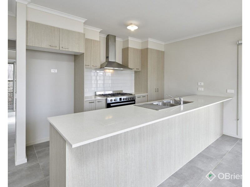 19 Sunnybrook Avenue, Warragul VIC 3820