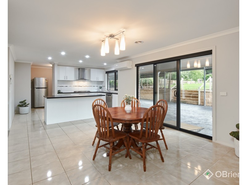 3 Drovers Close, Drouin VIC 3818