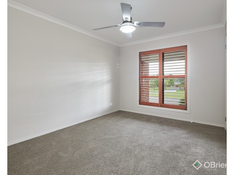 3 Drovers Close, Drouin VIC 3818