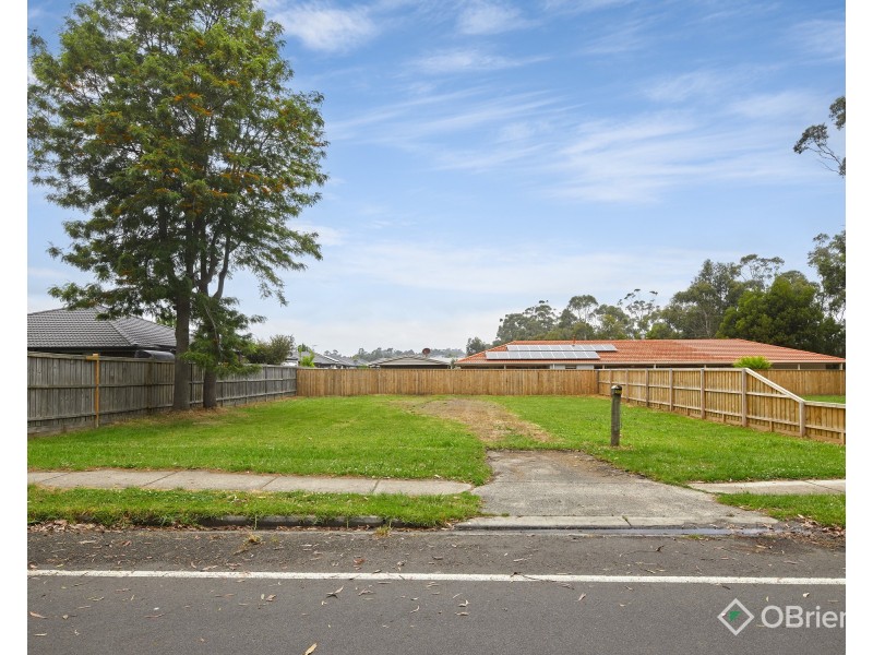 100 Lampard Road, Drouin VIC 3818