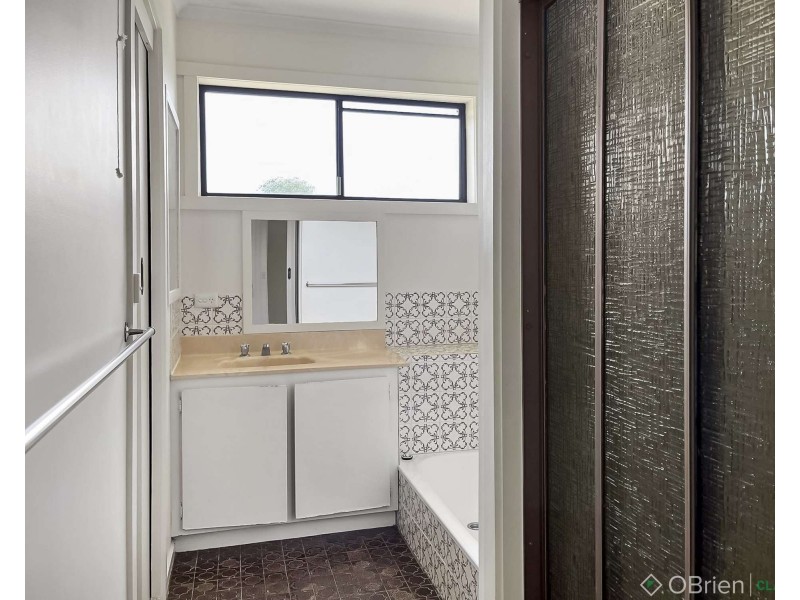 3/27 Young Street, Drouin VIC 3818