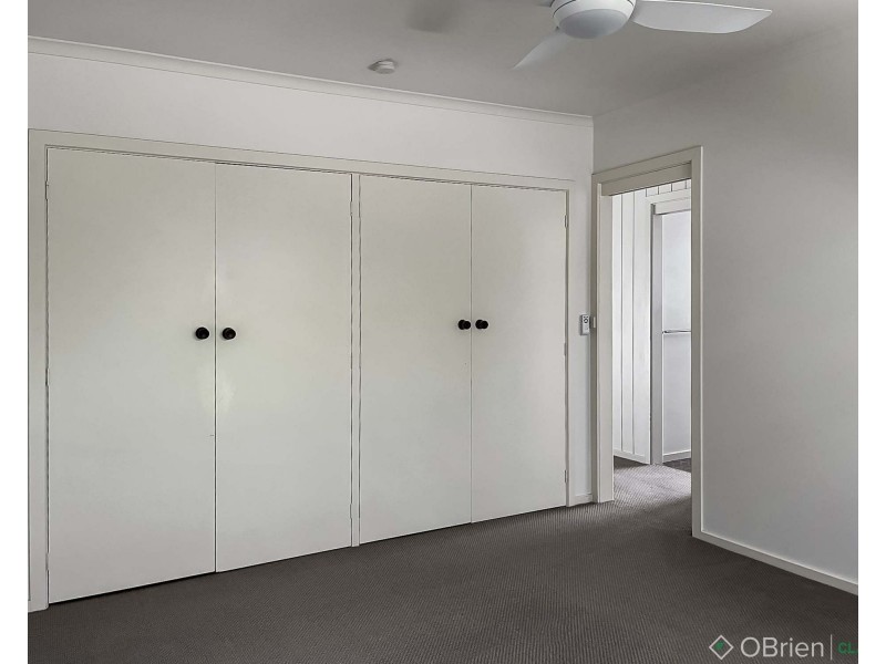 3/27 Young Street, Drouin VIC 3818