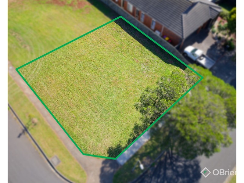 2 Helen Street, Drouin VIC 3818
