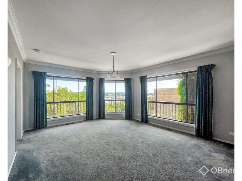 4 Nicolas Court, Warragul VIC 3820